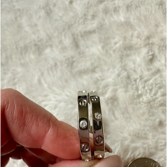 Hoop earrings - Picture 2 of 4